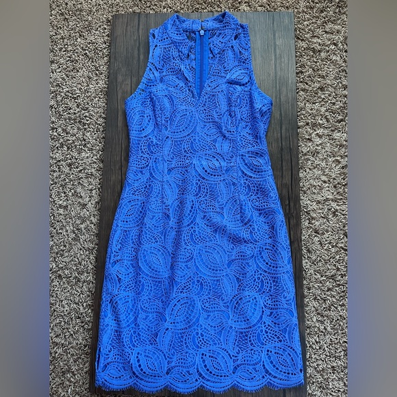 Lilly Pulitzer Blue Lace Fitted Dress Size 2 - Picture 3 of 9